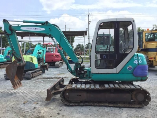 ขาย รถแบคโฮ KOMATSU PC40-7 เก๋ง เก่าญี่ปุ่นแท้ โทร.090-986-2521 อ๊อบ