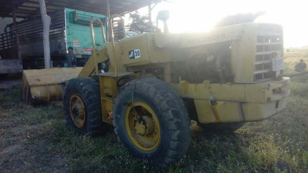 ขายรถตัก Jh30สภาพสวยพร้อมใช้ ติดต่อคุณ อ๊อฟ พิจิตร 086-737-9991