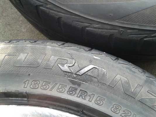 ขอบ15นิ้ว4รู100 พร้อมยาง ชุดนี้ ราคา 5700 บาท ขอบ15นิ้ว4รู100 พร้อมยาง ชุดนี้ ราคา 5700 บาท