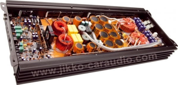 GroundZero GZPA-1.4000DXII จากเยอรมัน Class D 4,000 รุ่น Compatition 4,000W. RMS สภาพเกือบใหม่ จาก 3