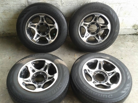 ขอบ15นิ้ว6รู พร้อมยาง ชุดนี้ ราคา 5900 บาท