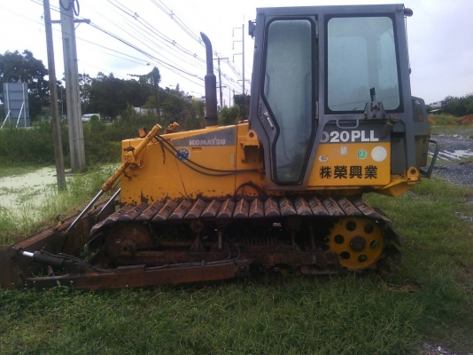 ขายแทรกเตอร์D2-7เก๋งแอร์เก่านอก สภาพสวยพร้อมใช้ติดตอคุณอ๊อฟพิจิตร086-737-9991 ขายแทรกเตอร์D2-7เก๋งแอร์เก่านอก สภาพสวยพร้อมใช้ติดตอคุณอ๊อฟพิจิตร086-737-9991