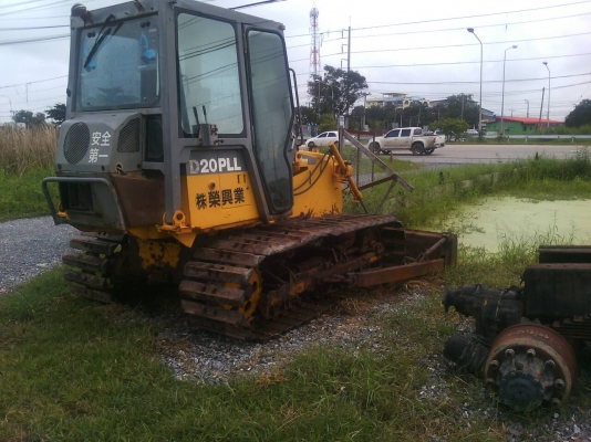 ขายแทรกเตอร์D2-7เก๋งแอร์เก่านอก สภาพสวยพร้อมใช้ติดตอคุณอ๊อฟพิจิตร086-737-9991 ขายแทรกเตอร์D2-7เก๋งแอร์เก่านอก สภาพสวยพร้อมใช้ติดตอคุณอ๊อฟพิจิตร086-737-9991