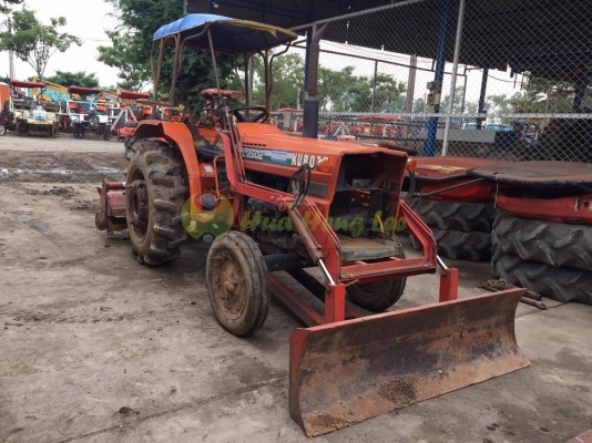 รถไถคูโบต้ามือสองราคาถูก เก่าไทย L2602 แถมอุปกรณ์ 2 ชิ้น ใบดันหน้า+โรตารี่