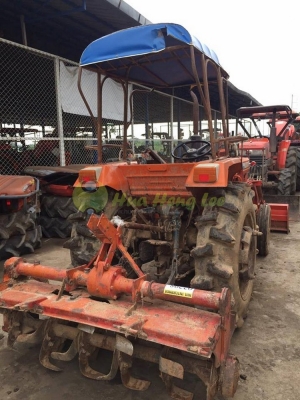 รถไถคูโบต้ามือสองราคาถูก เก่าไทย L2602 แถมอุปกรณ์ 2 ชิ้น ใบดันหน้า+โรตารี่