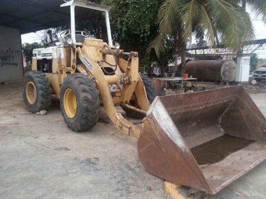 ขายรถตักKOMATSU 515  เครื่อง6BD1 พร้อมใช้งาน อยู่ลพบุรีราคา355,000บ. สนใจติดต่อ 0835601591 หรือ 0903494058