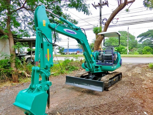 KOMATSU 30-7E <มีหัวกระแทกในตัวพร้อม><มีVDOให้ชม>รถเก่านอกมีเอกสาร☎️ติดต่อ 085-5632278 (ราคาต่อรองได้)