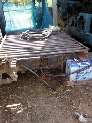 ขายรถนวดข้าว เครื่อง isuzu 88 แรงฝาดำ ทะเบียนแจ้งจอด ขายรถนวดข้าว เครื่อง isuzu 88 แรงฝาดำ ทะเบียนแจ้งจอด