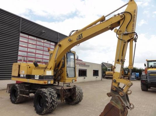 ขายแบคโฮล้อยาง Cat ขายแบคโฮล้อยาง Cat