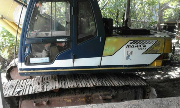 ขายรถขุดแบ็คโคSK200-3MARK 3ไฟฟ้าเต็มโซ่ใหม่ เอวแน่น สภาพพร้อมลงทำงาน เครื่องเดิม ปั๊มK3V