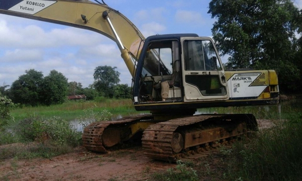 ขายรถขุดแบ็คโคSK200-3MARK 3ไฟฟ้าเต็มโซ่ใหม่ เอวแน่น สภาพพร้อมลงทำงาน เครื่องเดิม ปั๊มK3V