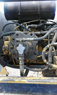 ขายรถขุดแบ็คโคSK200-3MARK 3ไฟฟ้าเต็มโซ่ใหม่ เอวแน่น สภาพพร้อมลงทำงาน เครื่องเดิม ปั๊มK3V