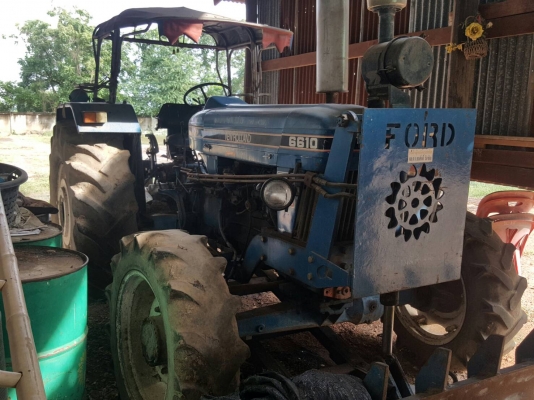 ขายรถไถ FORD6600 2เพลา คานหน้าFZ เครื่องT3 เครื่องเกียร์ปกติ ปั๊มปกติ  อุปกปรณ์.ใบดันหน้า หาง3 เอกสารสัญญาซื้อขาย ราคา. 300,000 บาท ต่อรองได้  โทร.080-108-5007 บอล