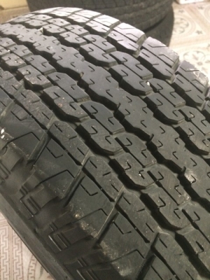 BRIDGE STONE ปี 2015  245/70-16  สภาพสวยมาก ดอกเต็ม ลงพื้น ไม่ถึง 30,000 KM.  7,900 บาท   tel.089-482-1934 บอล   ID line : cheebomb1991 mitsara23@gmail.com