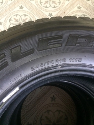 BRIDGE STONE ปี 2015  245/70-16  สภาพสวยมาก ดอกเต็ม ลงพื้น ไม่ถึง 30,000 KM.  7,900 บาท   tel.089-482-1934 บอล   ID line : cheebomb1991 mitsara23@gmail.com