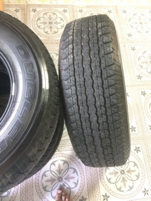 BRIDGE STONE ปี 2015  245/70-16  สภาพสวยมาก ดอกเต็ม ลงพื้น ไม่ถึง 30,000 KM.  7,900 บาท   tel.089-482-1934 บอล   ID line : cheebomb1991 mitsara23@gmail.com