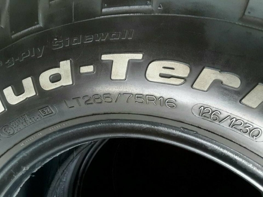 BF km2 USA.ขนาด 285-75-16 ปี11 สภาพสวยๆ 1ชุด BF km2 USA.ขนาด 285-75-16 ปี11 สภาพสวยๆ 1ชุด