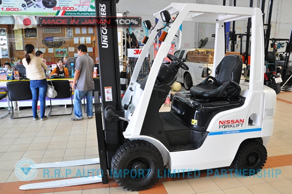 ขายรถโฟล์คลิฟท์มือสอง NISSAN รุ่น NL01-000188 ราคา 175,000 บาทนำเข้าจากประเทศญี่ปุ่น 100\% ไม่เคยใช้งานในประเทศไทย