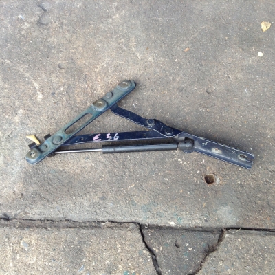 ขายโช๊คฝากระโปรงBMW E36