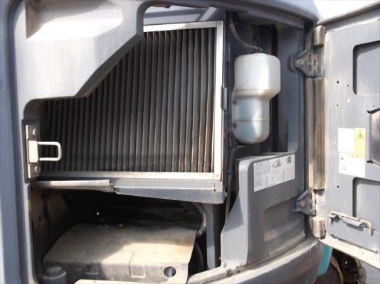 ขายรถขุดนำเข้าจากประเทศญี่ปุ่น kobelco sk135 yy05 รุ่น8 เครื่องยนต์ คอมมอลเรล สนใจติดต่อสอบถาม 092-3309229 อีด