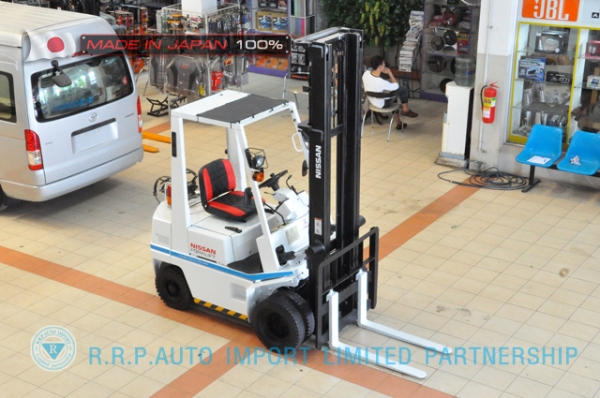 ขายรถโฟล์คลิฟท์มือสอง NISSAN รุ่น H01A15-004203 ราคา155,000 บาทนำเข้าจากประเทศญี่ปุ่น 100\% ไม่เคยใช้งานในประเทศไทย