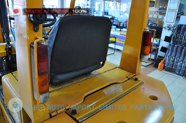 ขายรถโฟล์คลิฟท์มือสอง NISSAN  รุ่น H01-003701 ราคา155,000 บาทนำเข้าจากประเทศญี่ปุ่น 100\% ไม่เคยใช้งานในประเทศไทย