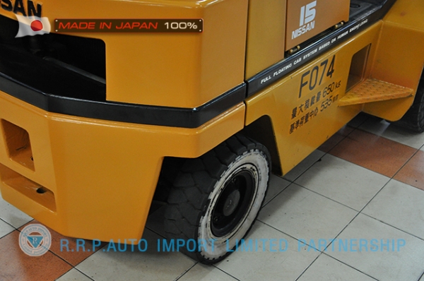 ขายรถโฟล์คลิฟท์มือสอง NISSAN  รุ่น H01-003701 ราคา155,000 บาทนำเข้าจากประเทศญี่ปุ่น 100\% ไม่เคยใช้งานในประเทศไทย