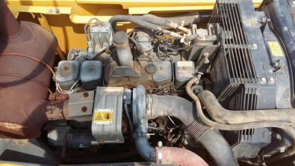 ขาย 1,650,000 KOMATSU pc 200-7 ทำงาน 5,000 ชั่วชทม. เครื่องดี โช่หนา เอวแน่น ปั้มดีไฟฟ้าครบ  เอกสารเล่มทะเบียน รถอยู่ ยโสธร 090-772-3710 090-772-3708