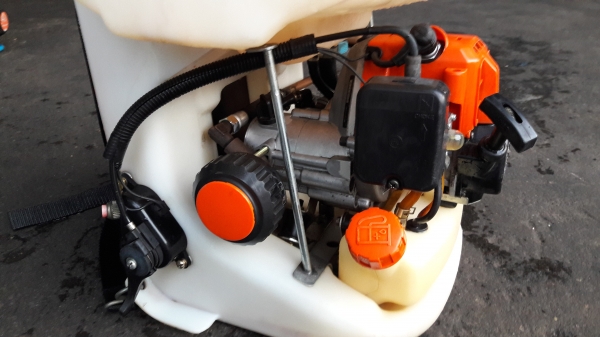 เครื่องพ่นยาสะพาน Kioritz 706 นำเข้าญี่ปุ่น