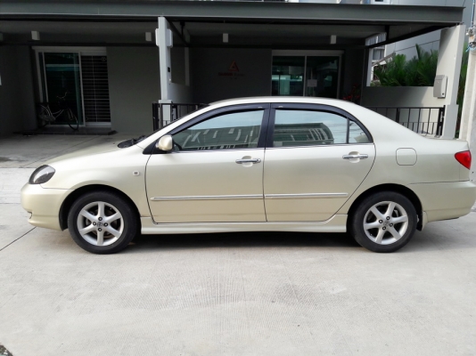 ALTIS 1.6E ปี2002  เกียร์ธรรมดาแท้ๆ นิ่งๆ แรง รถบ้าน สมบูรณ์