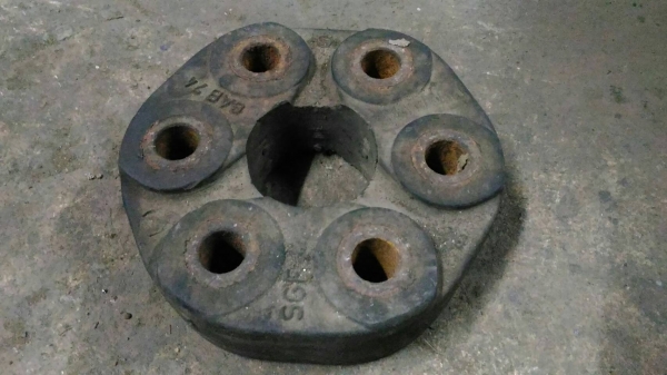 ยอยยางท้ายเกีย 1UZ 2JZ  500บาทอยู่ดอนเมือง TEL0890671028 IDline0890671028