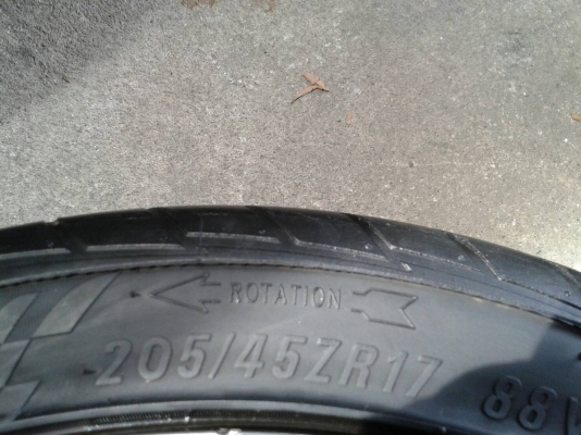 ขอบ17นิ้ว4รู100/114 พร้อมยาง ชุดนี้ ราคา 6600 บาท ขอบ17นิ้ว4รู100/114 พร้อมยาง ชุดนี้ ราคา 6600 บาท