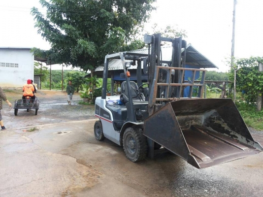 ขายรถโฟร์คลิฟ ใช้งานได้หลายระบบ ยกสูง3เมตร งาค่ำหงายได้ สภาพพร้อมใช้งาน ราคา400,000 สนใจโทร 090-8588220คุณนะ 093-3258446คุณบิว หรือเข้าดูสินค้าอื่นๆได้ที่ www.narong2truck.com หรือ www.truck.in.th/498 หรือเพจFacebook ณรงค์ ซื้อขายรถมือสอง (เว็บไซต์ส่วนตัว ขายรถโฟร์คลิฟ ใช้งานได้หลายระบบ ยกสูง3เมตร งาค่ำหงายได้ สภาพพร้อมใช้งาน ราคา400,000 สนใจโทร 090-8588220คุณนะ 093-3258446คุณบิว หรือเข้าดูสินค้าอื่นๆได้ที่ www.narong2truck.com หรือ www.truck.in.th/498 หรือเพจFacebook ณรงค์ ซื้อขายรถมือสอง (เว็บไซต์ส่วนตัว