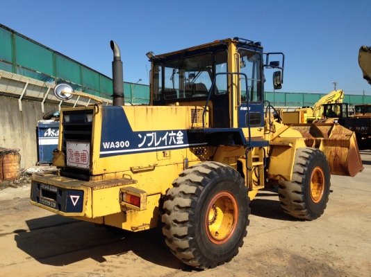 KOMATSU WA300-1 ซีเรียล 30,000 ญี่ปุ่นแท้ โทร.090-986-2521 อ๊อบ