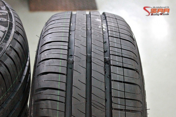 MICHELIN XM2 205/60R15 เส้นละ 3,250 บาท