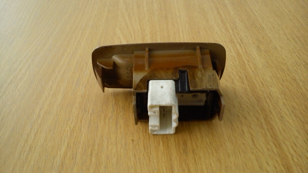 สวิตช์ กดขึ้นลงกระจกไฟฟ้า TOYOTA ประตูหลัง พร้อมกรอบลายไม้ สวิตช์ กดขึ้นลงกระจกไฟฟ้า TOYOTA ประตูหลัง พร้อมกรอบลายไม้