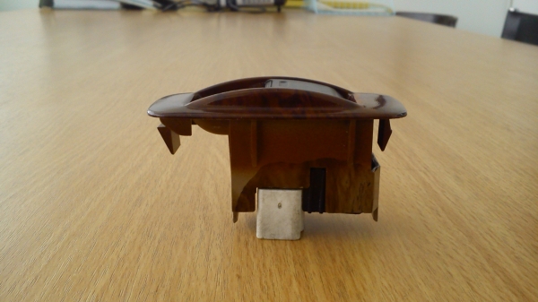 สวิตช์ กดขึ้นลงกระจกไฟฟ้า TOYOTA ประตูหลัง พร้อมกรอบลายไม้ สวิตช์ กดขึ้นลงกระจกไฟฟ้า TOYOTA ประตูหลัง พร้อมกรอบลายไม้