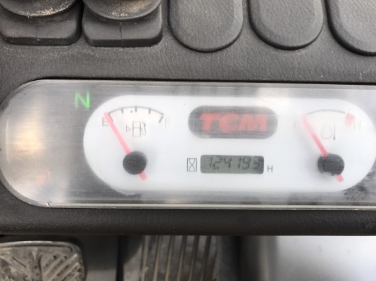 ขายโฟล์คลิฟท์ 1.5 ตัน TCM FHD15T3 เสาสูง 3 เมตร รถเก่านอก รุ่นใหม่ ใช้งานน้อย ยังไม่เคยใช้งานในไทย สภาพ95\% ขายโฟล์คลิฟท์ 1.5 ตัน TCM FHD15T3 เสาสูง 3 เมตร รถเก่านอก รุ่นใหม่ ใช้งานน้อย ยังไม่เคยใช้งานในไทย สภาพ95\%