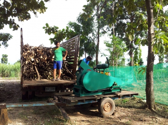 เครื่องสับไม้ ราคา 180000 สถาพไหม่ พร้อมเครื่องยนต์ isuzu 90 แรงม้า (เครื่องยนต์เก่านอก) พร้อมใช้งาน ขนาด 2-6 ตัน/ชั่วโมง... ราคา 180,000 ไม่เอาเครื่องยนต์ลดราคาให้ครับ อยู่แถว หนองกี่ นางรอง จ. บุรีรัมย์ ติดต่อ พล 0640868812 , 0804873797 เครื่องสับไม้ ราคา 180000 สถาพไหม่ พร้อมเครื่องยนต์ isuzu 90 แรงม้า (เครื่องยนต์เก่านอก) พร้อมใช้งาน ขนาด 2-6 ตัน/ชั่วโมง... ราคา 180,000 ไม่เอาเครื่องยนต์ลดราคาให้ครับ อยู่แถว หนองกี่ นางรอง จ. บุรีรัมย์ ติดต่อ พล 0640868812 , 0804873797