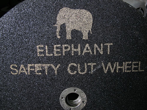 ขายใบตัดเหล็ก เจียรเหล็กยี่ห้อ ELEPHANT ช้าง ของใหม่ญี่ปุ่น ขายใบตัดเหล็ก เจียรเหล็กยี่ห้อ ELEPHANT ช้าง ของใหม่ญี่ปุ่น