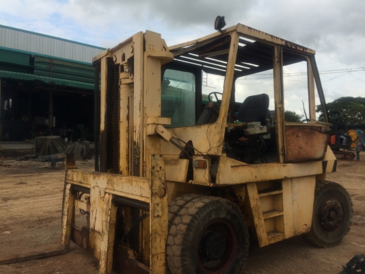 โฟล์คลิฟ15ตันพร้อมใช้