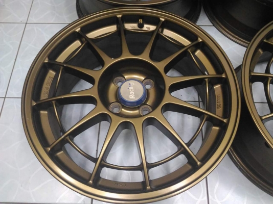 ล้อ ENKEI แมงมุม ขอบ 17 สภาพดี ไม่มีซ่อม ทำสีมาอย่างเดียว มีริ้วรอยบ้างตามการใช้งาน  ทั้งชุด 6,900.- เทิร์นได้ ใส่ฟรี ส่งทั่วไทยค่ะ