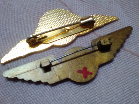 เข็มกลัดสายการบิน เข็มกลัดสายการบิน