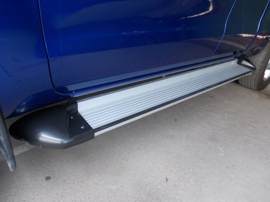 บันไดข้าง ฟอร์ด T6 สินค้าจาก lwn 4x4