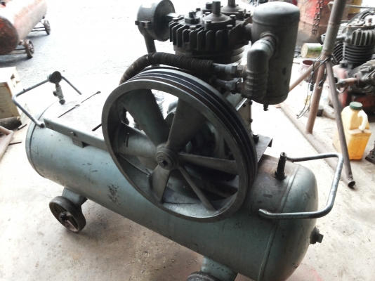 .....ขายปั้มลม fujl 5 แรง ตามสถาพครับ.....