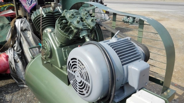 ** SOLD**ปั้มลมญี่ปุ่น FUJI EARTH JAPAN 15 HP 380V ถังจุ 500 ลิตร เช็คทุกระบบเก็บทุกเม็ดเนียนๆประกัน 6 เดือน!!