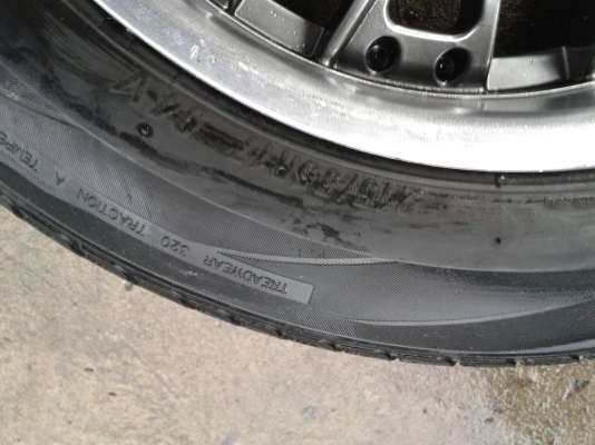 ขอบ17นิ้ว5รู114 พร้อมยาง ชุดนี้ ราคา 7400 บาท ขอบ17นิ้ว5รู114 พร้อมยาง ชุดนี้ ราคา 7400 บาท