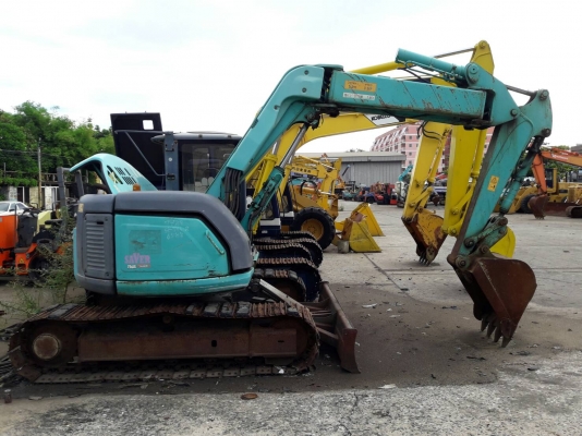 รถขุด KOBELCO รุ่น SK75UR-3