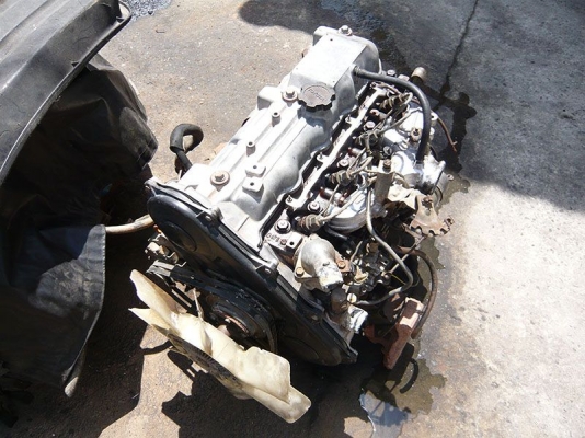 ขายเครื่องยนต์ดีเซล Toyota 2L 19850 บาท