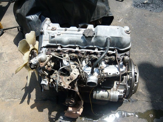 ขายเครื่องยนต์ดีเซล Toyota 2L 19850 บาท